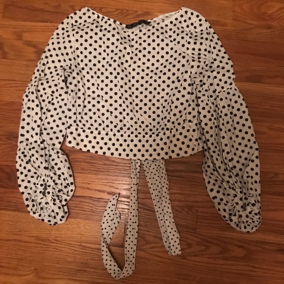 ❌❌SOLD❌❌Polka dot crop top - Picture 5 of 7